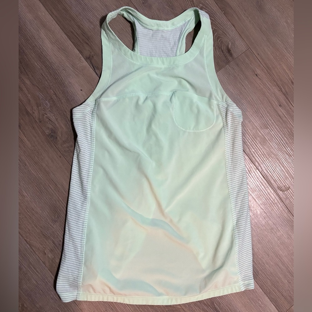 Lululemon tank top